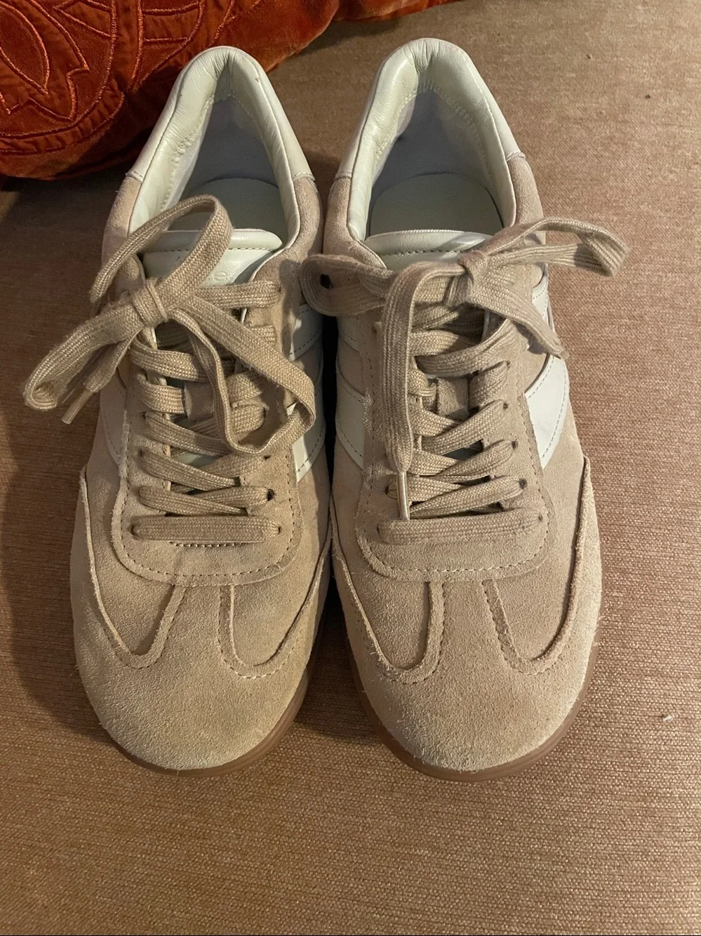 VINCE Oasis Sand suede sneakers with Cream Stripes and Gum Sole 8